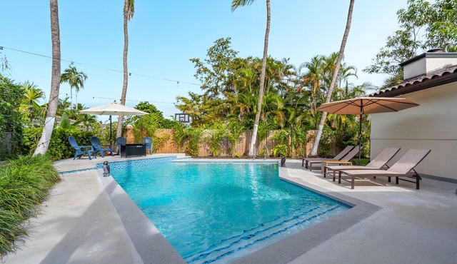 5/5 Aventura-Heated Pool-Gas Grill-Coverd Patio