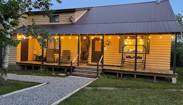 5 acre Cabin with Pond & Stream!