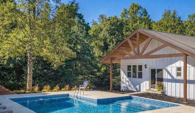 5 Acre Hideaway – Private Guest House & Pool in a Peaceful Rural Setting