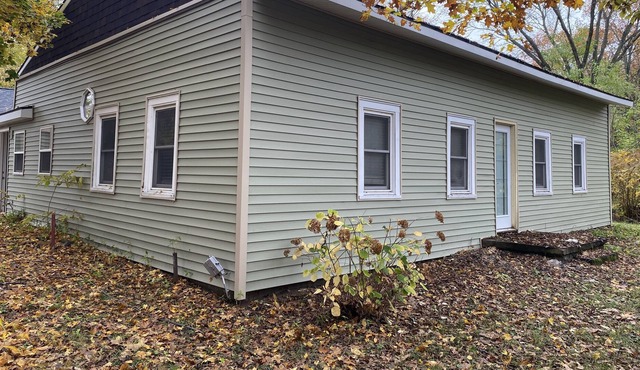5 acre property with sunsets on marsh. Pet friendly.Fort Custer