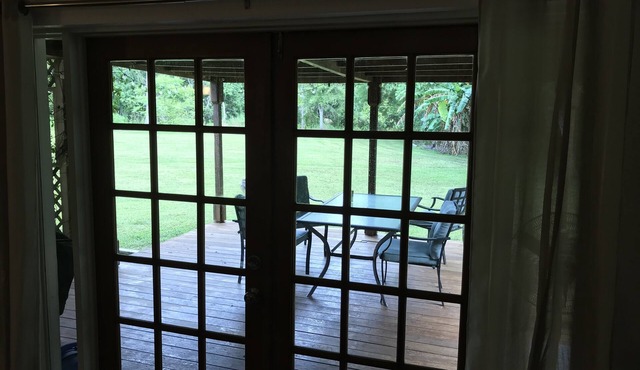 5-Acre quiet retreat 2 miles from UCF 3/2 Home