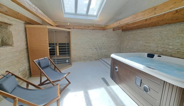 5* air-conditioned farmhouse, SPA & pétanque court