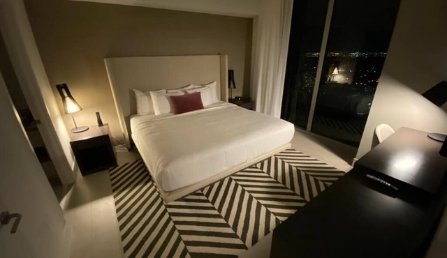 5 🏙AMENITIES + LUXURY CONDO IN THE SKY