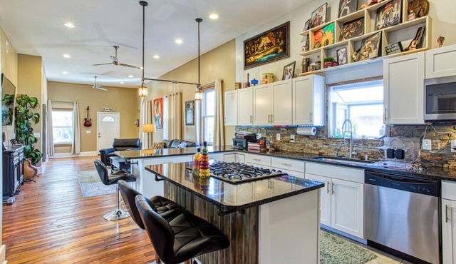 5 Bd/3 Ba-Near Expo/UL/Fair/YUM/Zoo