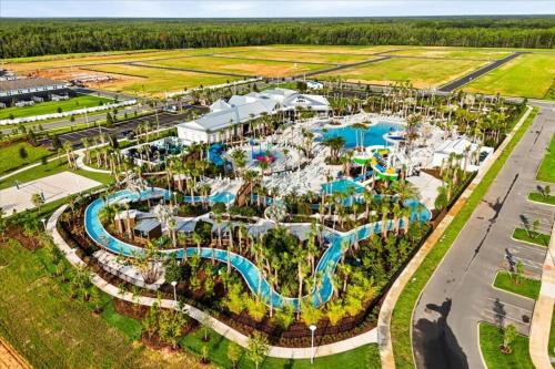 5 BD 5.5 BA Windsor Cay 16139 CC
