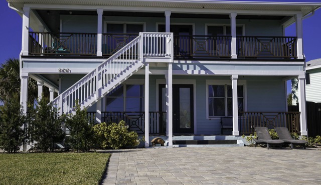 5 bdrm 4 bath Ocean View Home located on North Beach NSB!