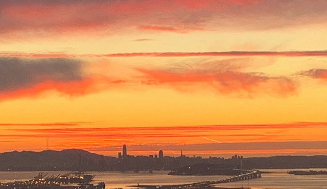 5-bdrm home in Oakland Hills, with sweeping views of San Francisco and GG Bridge