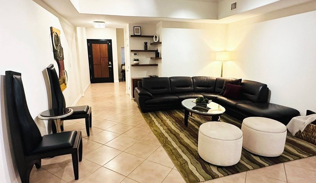 5 bed/4.5 bath family home with office space @ Cimarron. Excellent location!