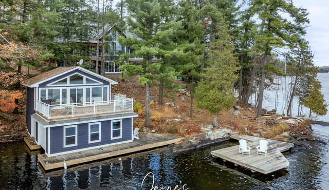 5 bed 5 bath on Lake Muskoka