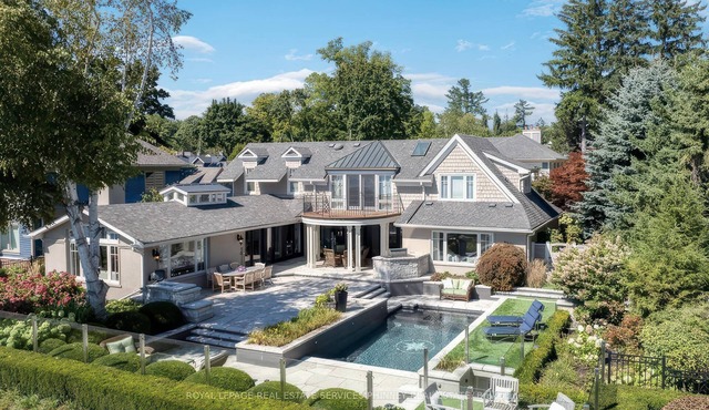 5 bed 6 bath House on Lake Ontario with pool walking distance to Oakville
