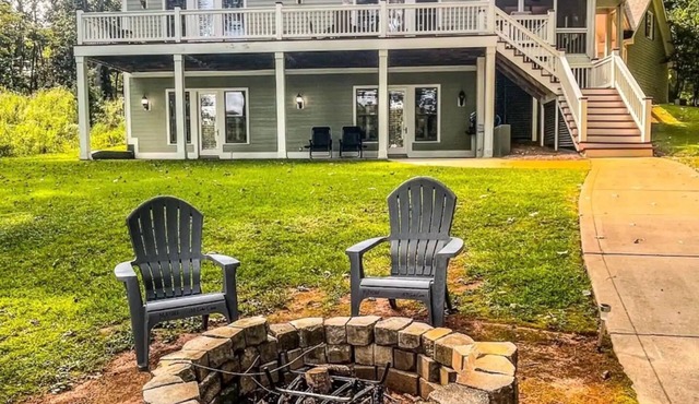 5 BED 7 BATH WITH BOAT DOCK