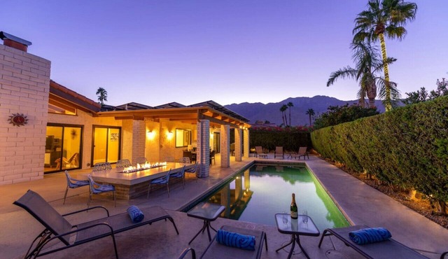 5 Bed Araby Estate Views, Pool, Game Rm, EV Charge
