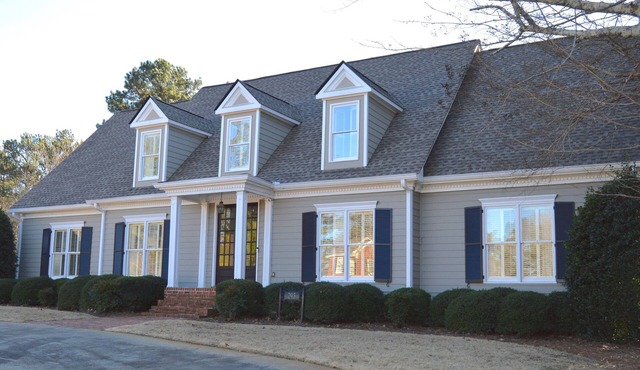 5 bed - Beautiful - 3 mi to UGA - 2026 Football & 2027 Graduation