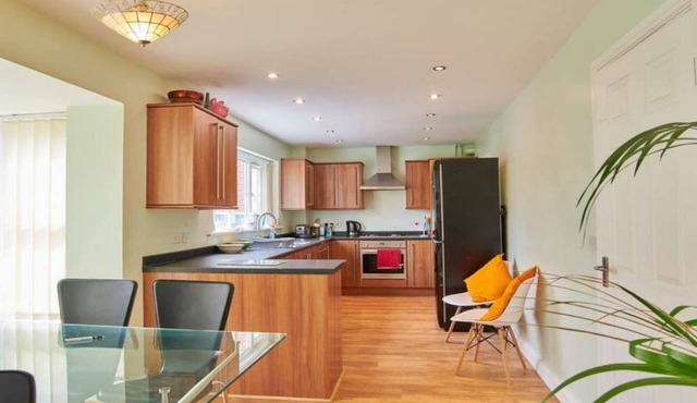 5 bed Edwardian Style House