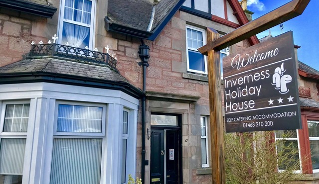 5 bed house in Inverness-Scottish Highlands