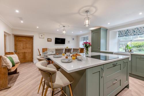 5 Bed in Biddlestone oc-b30105