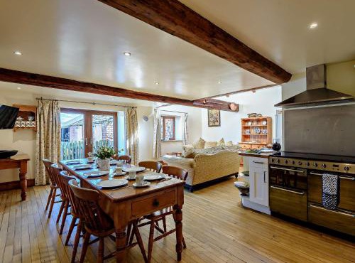 5 Bed in Blackpool 40993