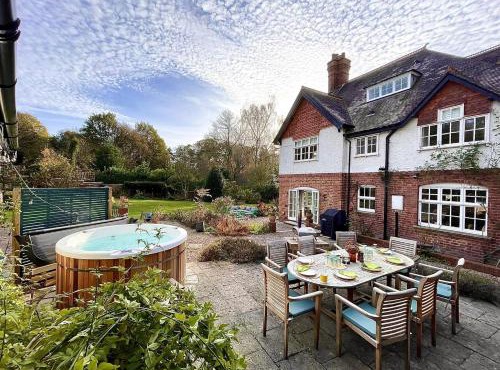 5 Bed in Church Stretton oc-t30413