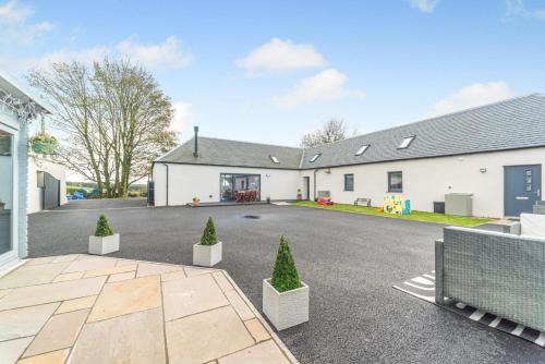 5 Bed in Galston oc-s33451