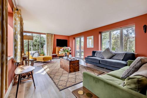 5 Bed in Langham oc-l944