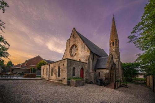 5 Bed in Middleton St. George oc-s31832