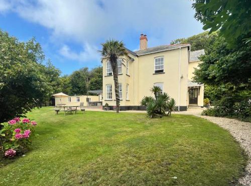 5 Bed in Woodford 60291