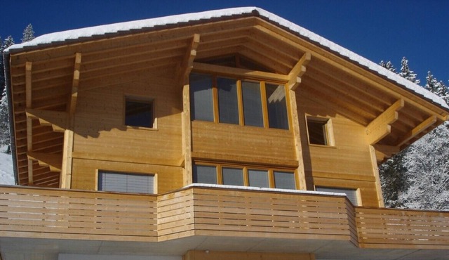 5 Bed luxury chalet, stunning views, fabulous skiing and summer activities