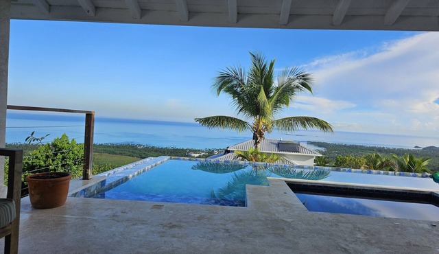 5 bed mountaintop villa