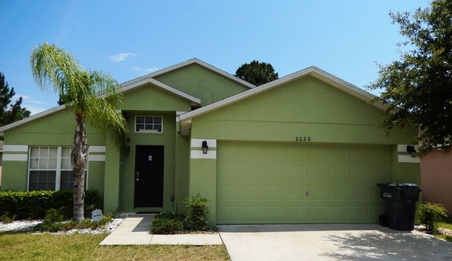 5 Bed Pool Home In Sandy Ridge