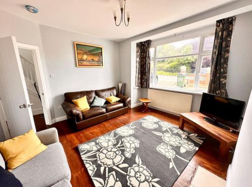 5 bed property in SE12