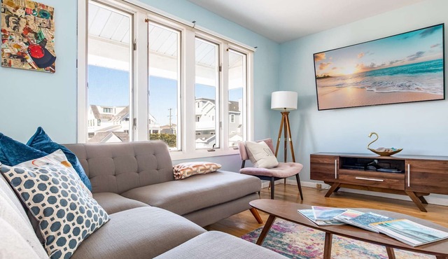 5 bedroom, 3 Bathroom Pet-Friendly Home in the Heart of Avalon
