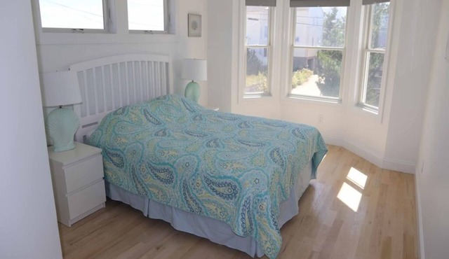 5 bedroom accommodation in North Beach Haven