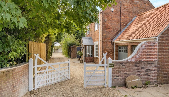 5 bedroom accommodation in Horncastle