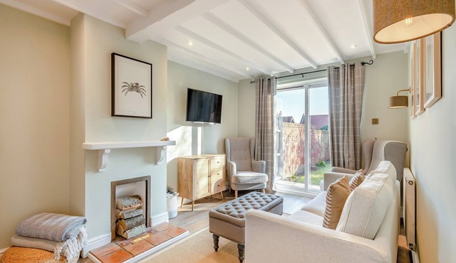 5 bedroom accommodation in Overstrand