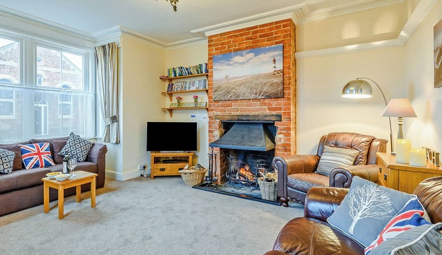 5 bedroom accommodation in Sea Palling