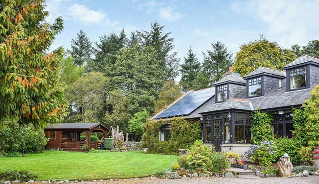 5 bedroom accommodation in Stonehaven