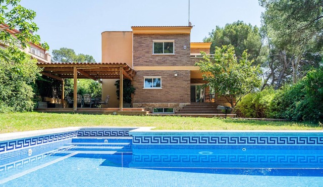 5 bedroom accommodation in Tarragona