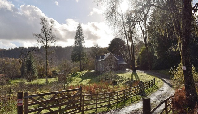 5 bedroom accommodation in Aberfoyle