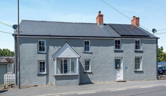 5 bedroom accommodation in Eglwyswrw