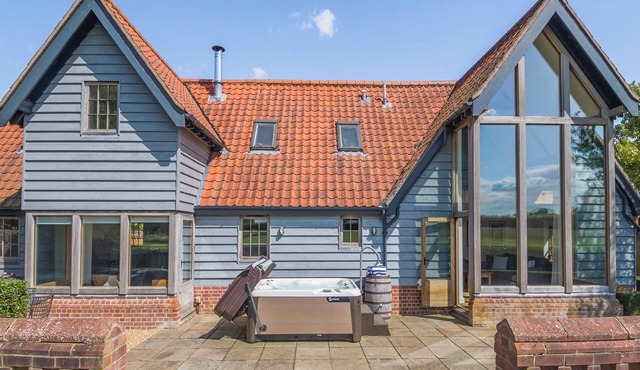 5 bedroom accommodation in Quidenham