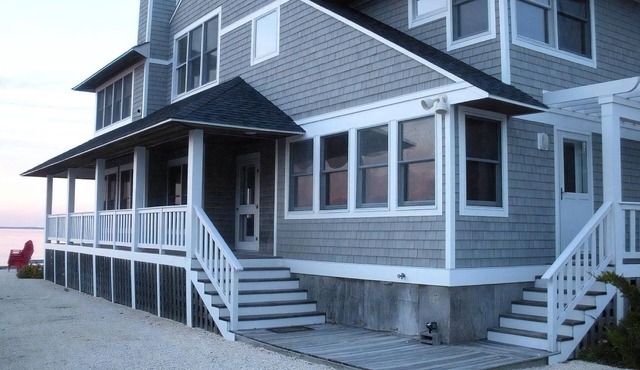 5 bedroom accommodation in Loveladies