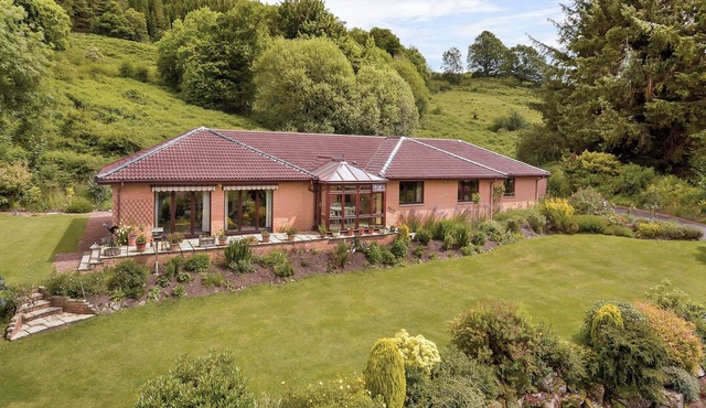 5 bedroom accommodation in Fearnan, near Aberfeldy