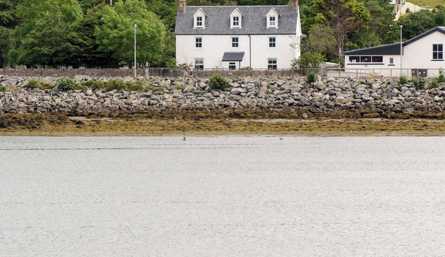 5 bedroom accommodation in Lochinver