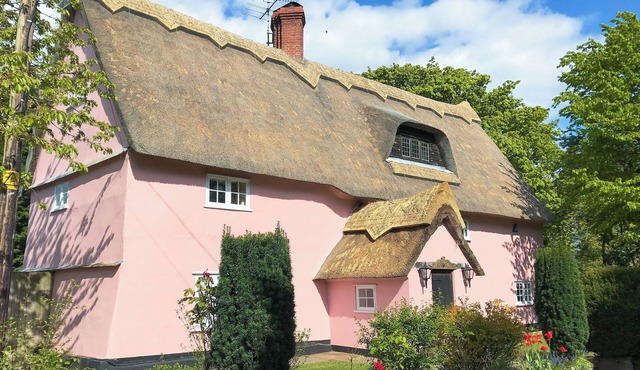 5 bedroom accommodation in Wickhambrook, near Newmarket