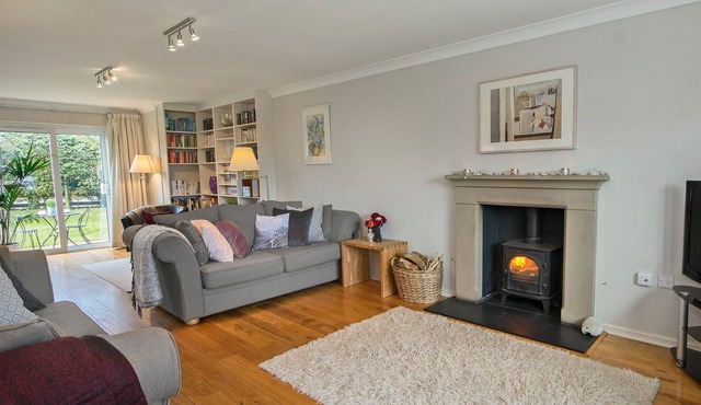 5 bedroom accommodation in Seahouses