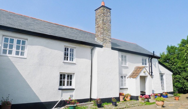 5 bedroom accommodation in Parkham, near Bideford