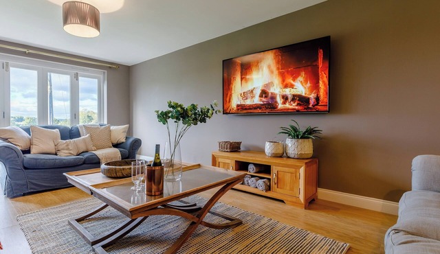 5 bedroom accommodation in Leigh Sinton, near Malvern