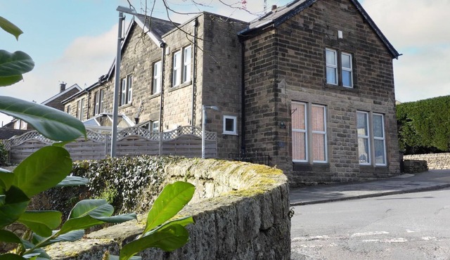 5 bedroom accommodation in Matlock