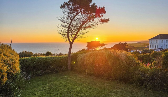 5 bedroom accommodation in Mullion