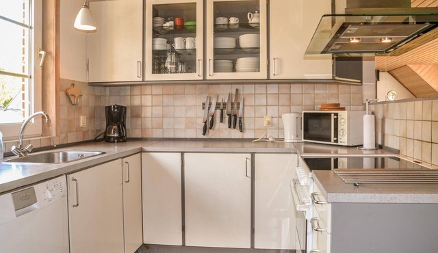 5 bedroom accommodation in Oksbøl